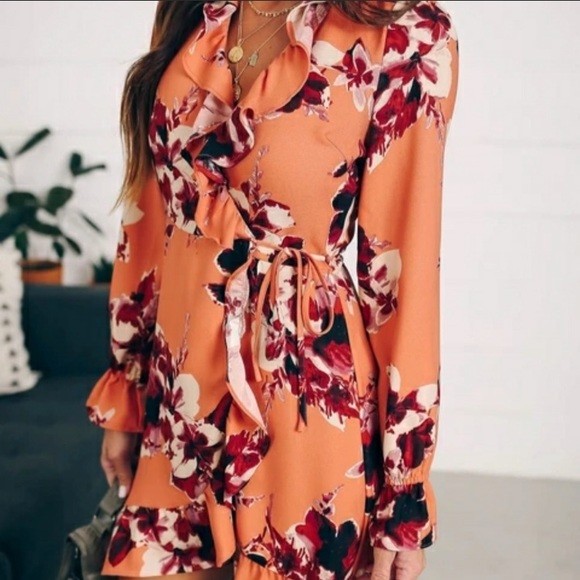 🆕LAST ONE!🛍 Coral floral wrap ruffle mini dress! - Picture 6 of 7